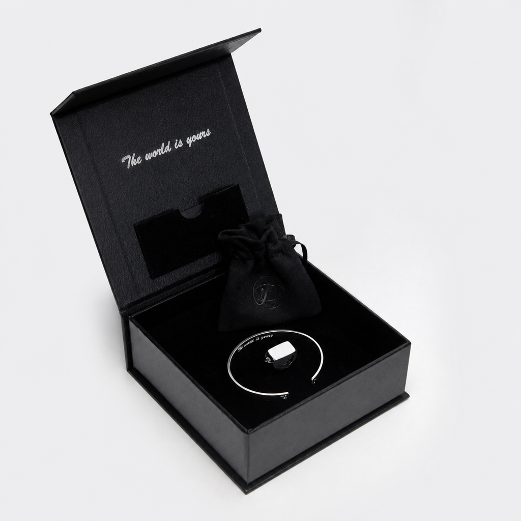 The Signature Set (SILVER)