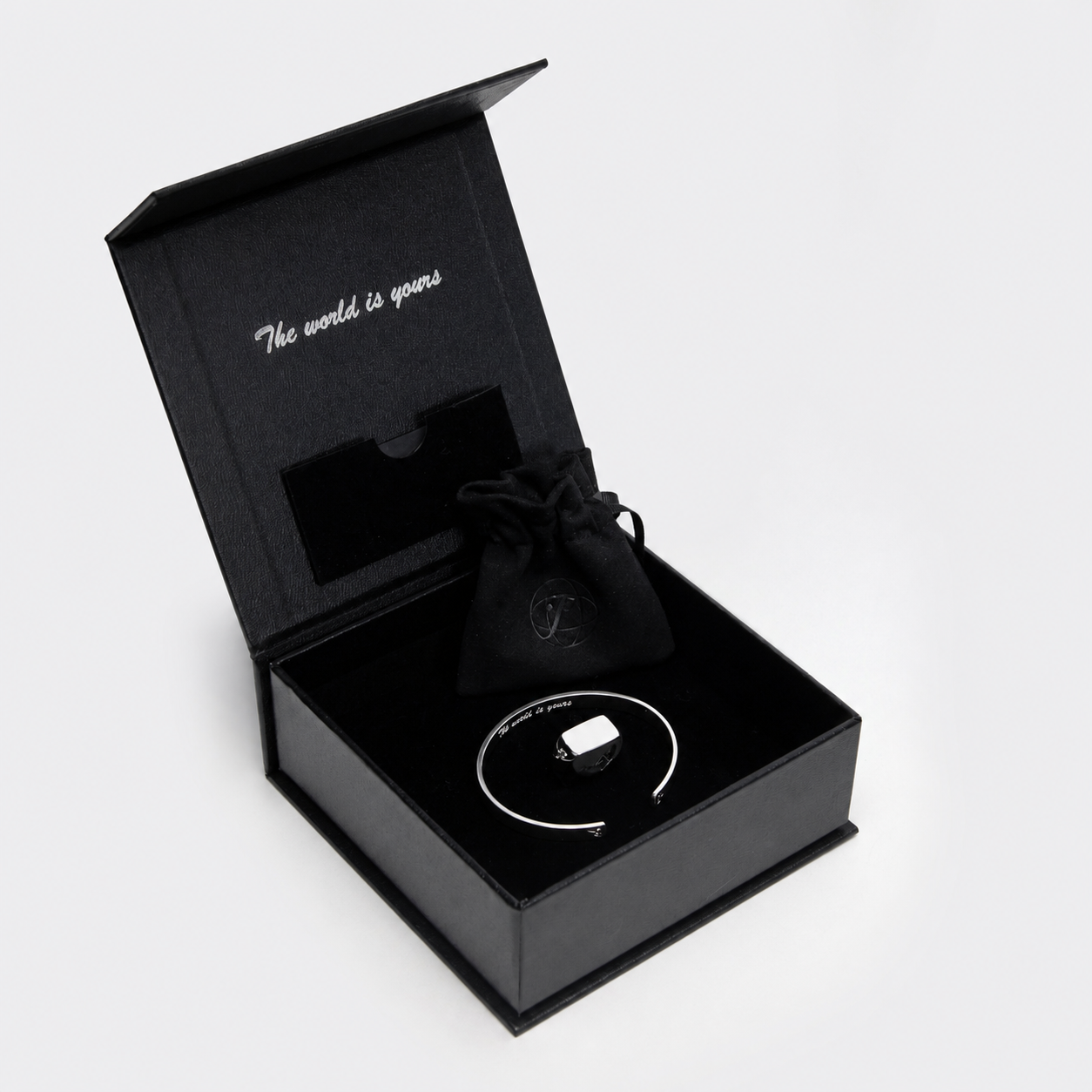 The Signature Set (SILVER)